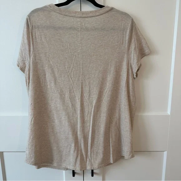 Mossimo Supply Co. Beige V-Neck Short Sleeve Top, XXL - Picture 2 of 6